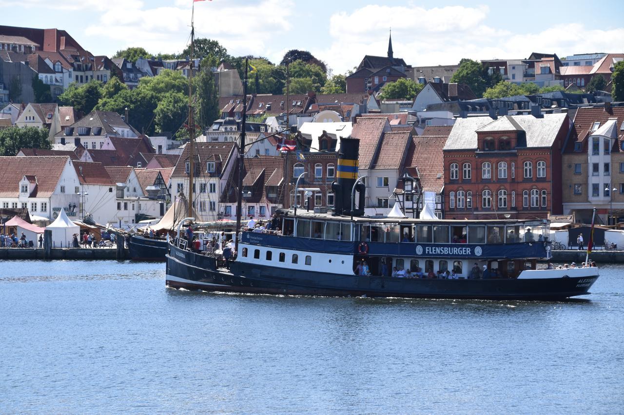 Loft 5 - Urlaub Direkt An Der Foerde Appartement Flensburg Buitenkant foto