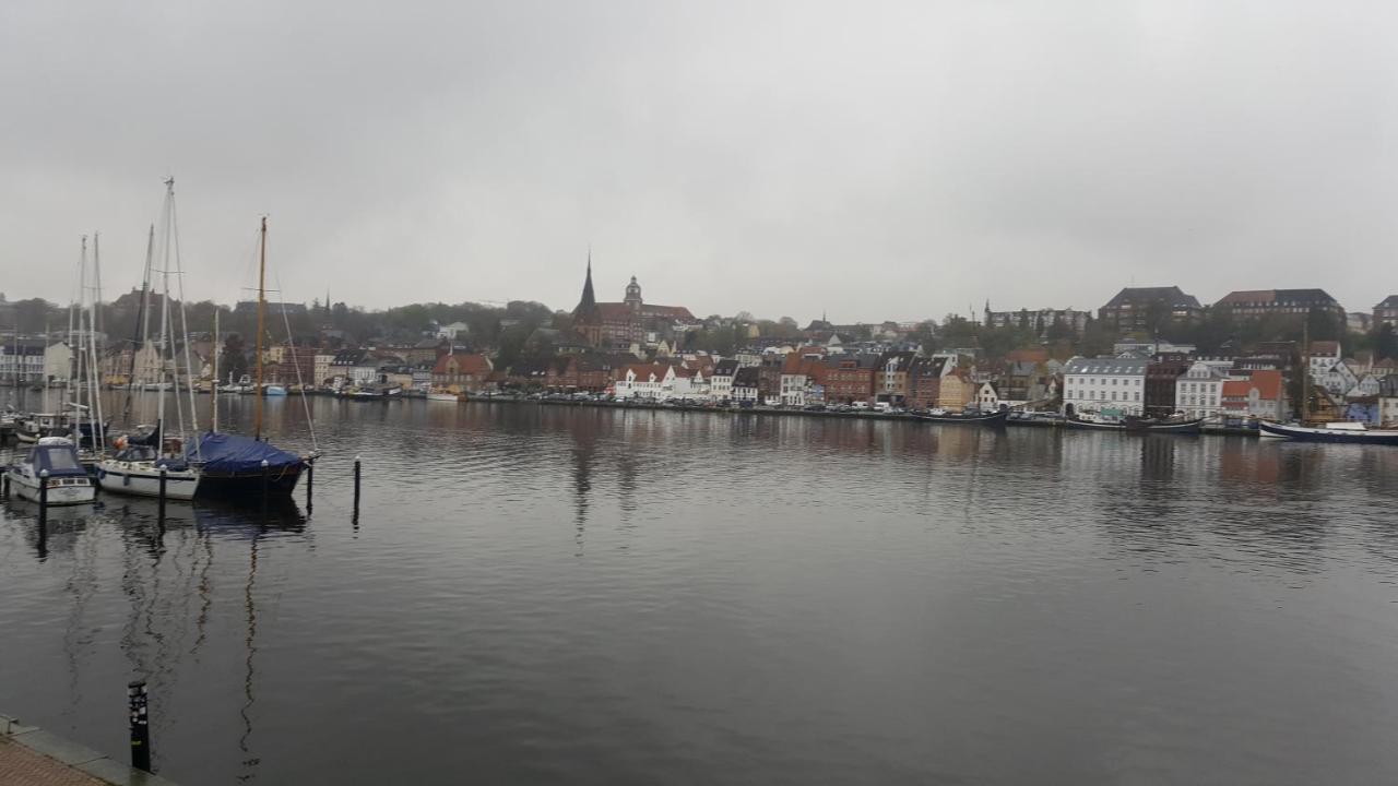 Loft 5 - Urlaub Direkt An Der Foerde Appartement Flensburg Buitenkant foto