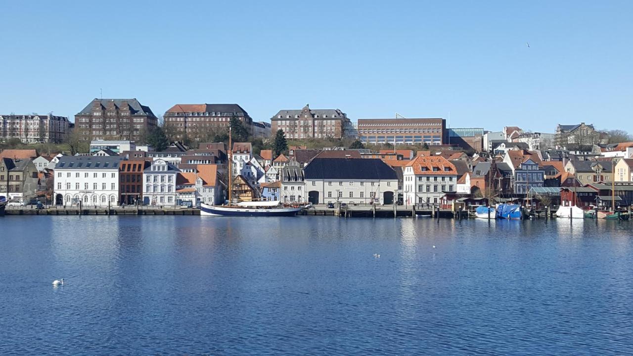 Loft 5 - Urlaub Direkt An Der Foerde Appartement Flensburg Buitenkant foto